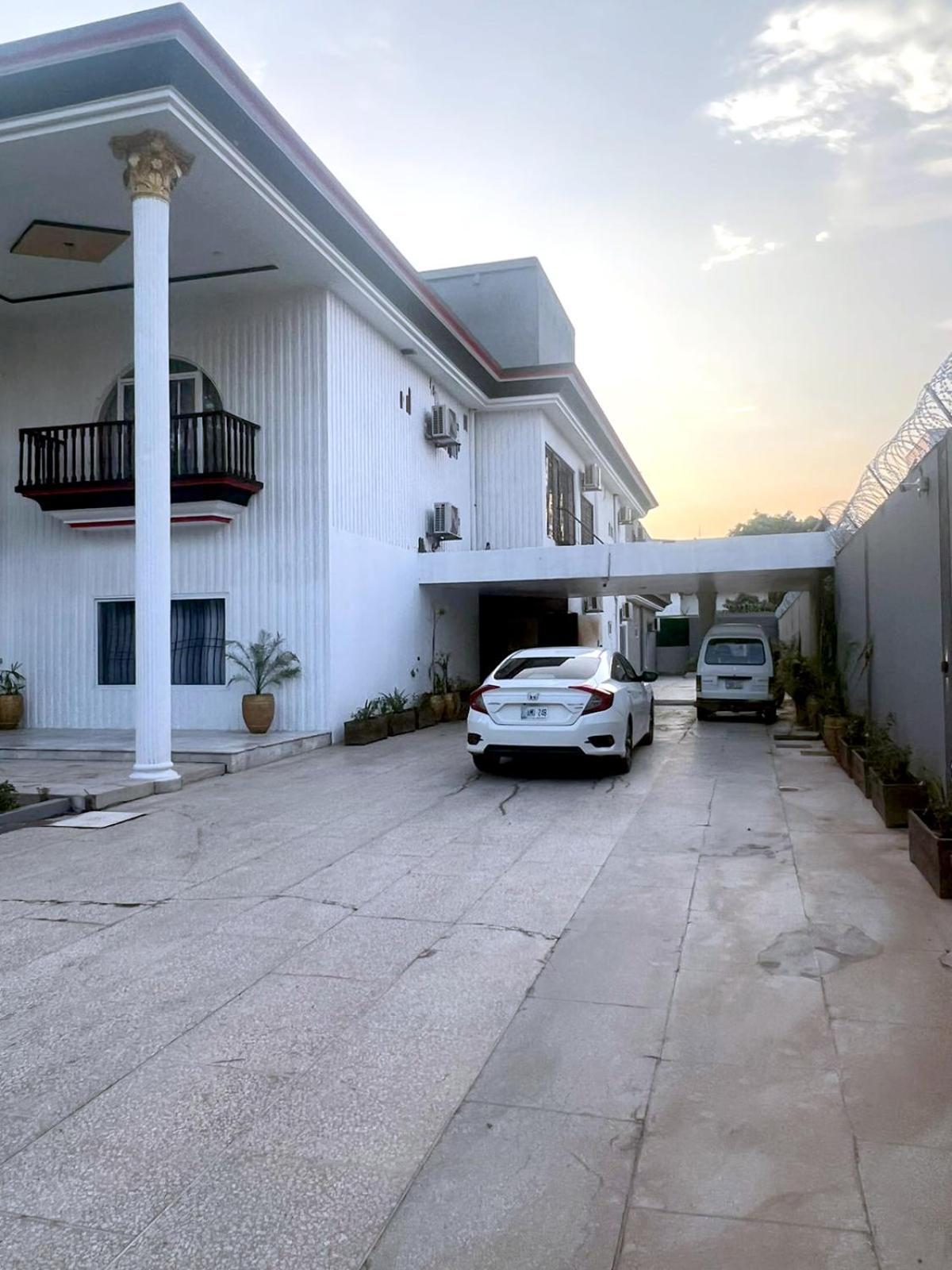 Four Season Boutique Hotel 이슬라마바드 외부 사진